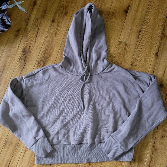 90 Degree Cropped Hoodie - Picture 1 of 2